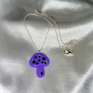 Necklace with mushroom pendant with crystal Swarovski